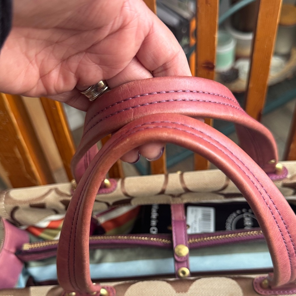 Coach Hampton
Signature Laptop Briefcase - Picture 4 of 14